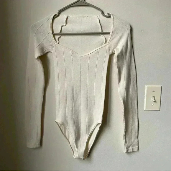 Zara Cream Bodysuit - Size Small - Excellent Condition - Picture 1 of 9